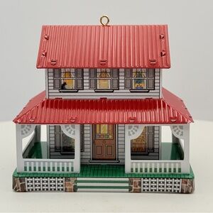 Hallmark 1999 Colonial Porch Farm House Ornament Keepsake Christmas Village Red